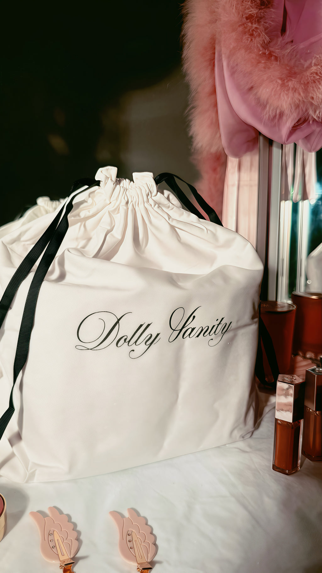 Dolly Vanity